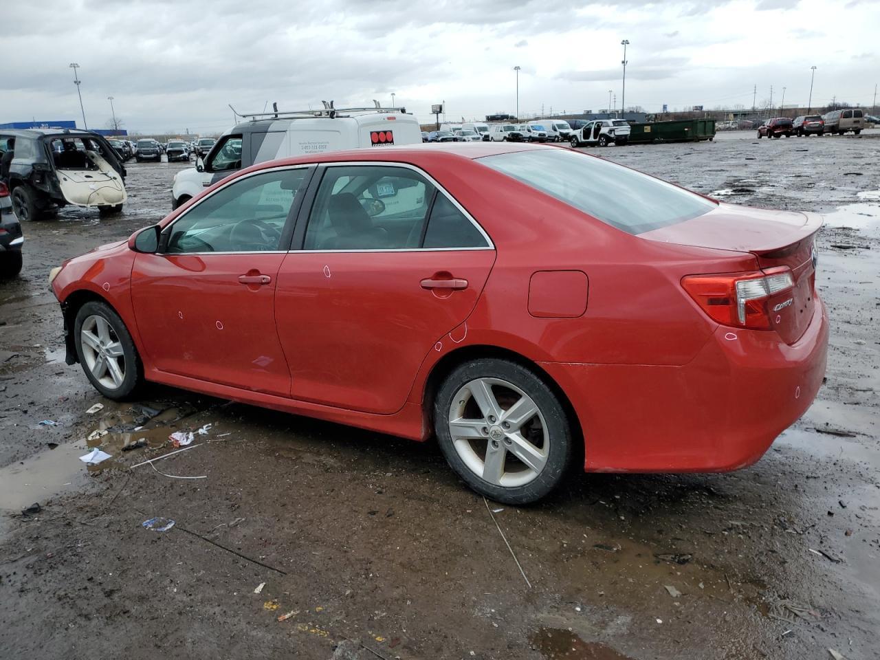 2012 TOYOTA CAMRY BASE - Фото 2