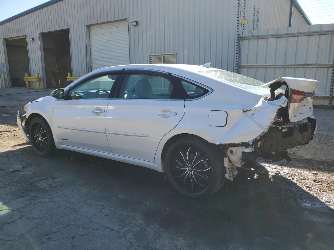 2016 TOYOTA AVALON HYB - Фото 2