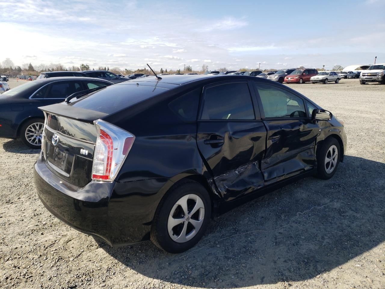 2013 TOYOTA PRIUS - Фото 3