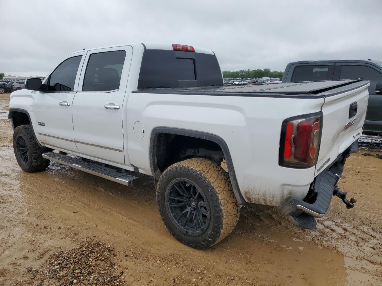 2018 GMC SIERRA K15 - Image 2