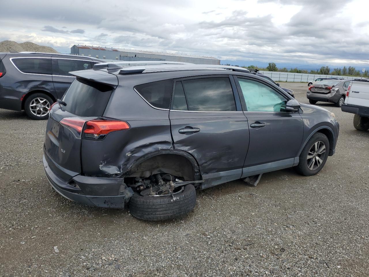 2016 TOYOTA RAV4 XLE - Image 3