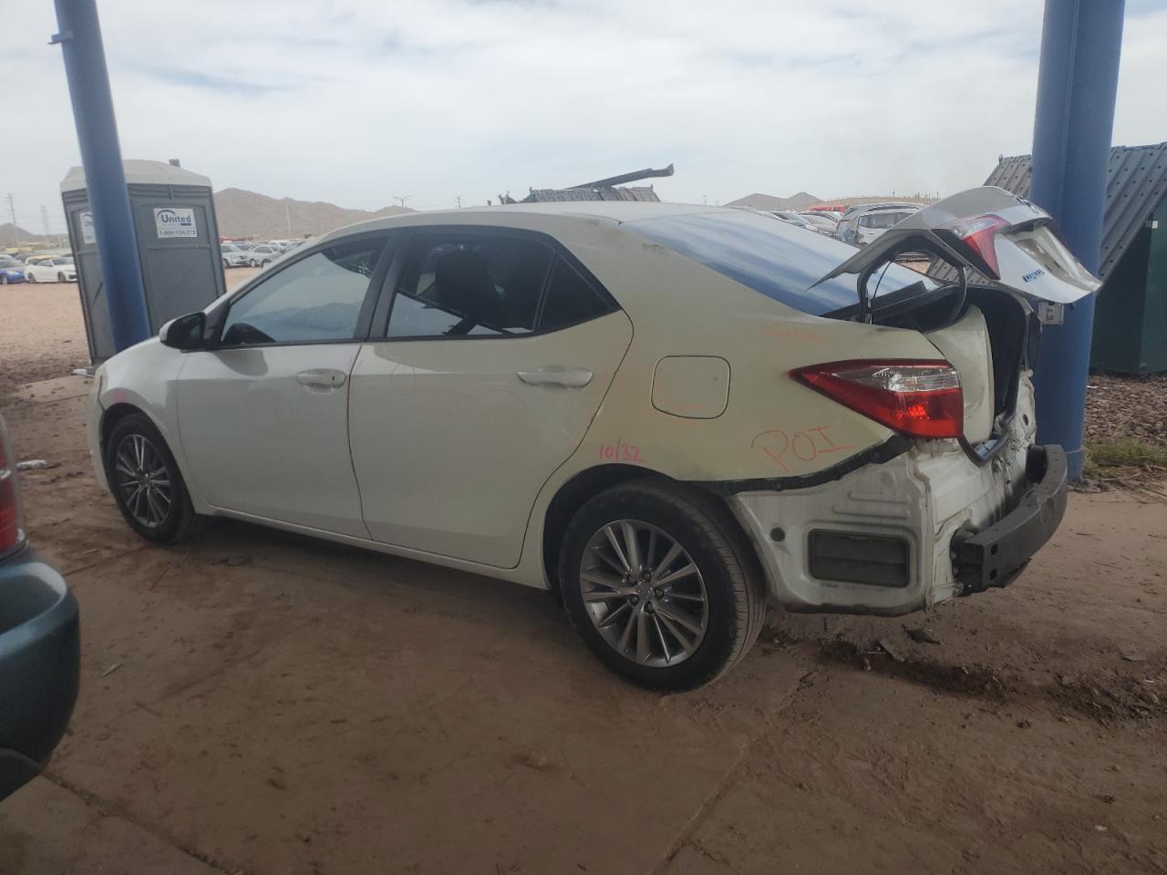 2015 TOYOTA COROLLA L - Image 2