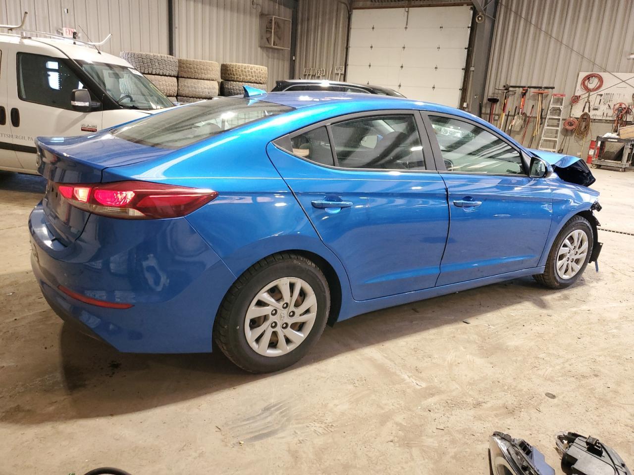 2017 HYUNDAI ELANTRA SE - Image 3