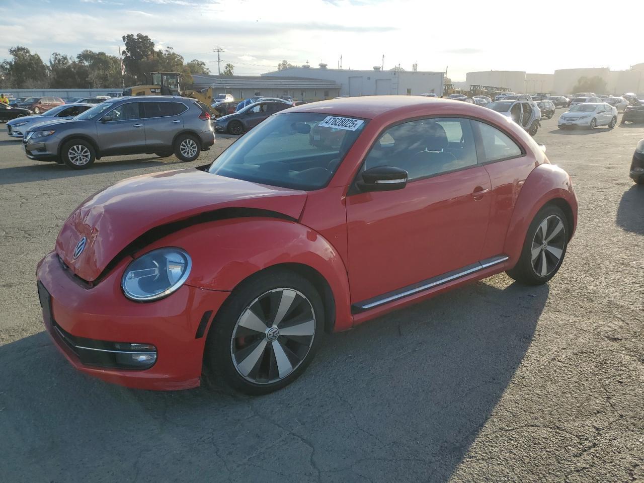 2012 VOLKSWAGEN BEETLE TUR