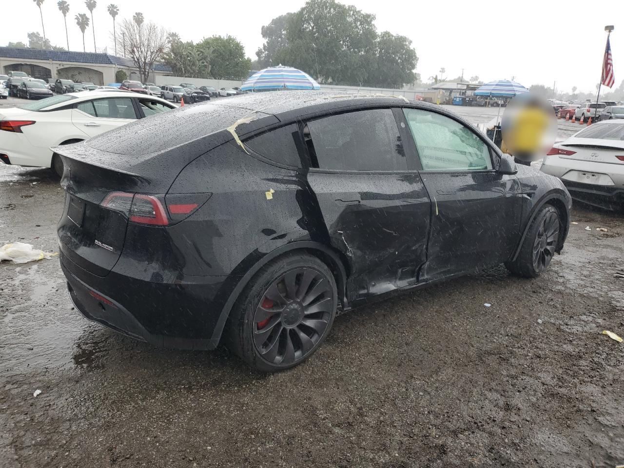 2023 TESLA MODEL Y - Image 3