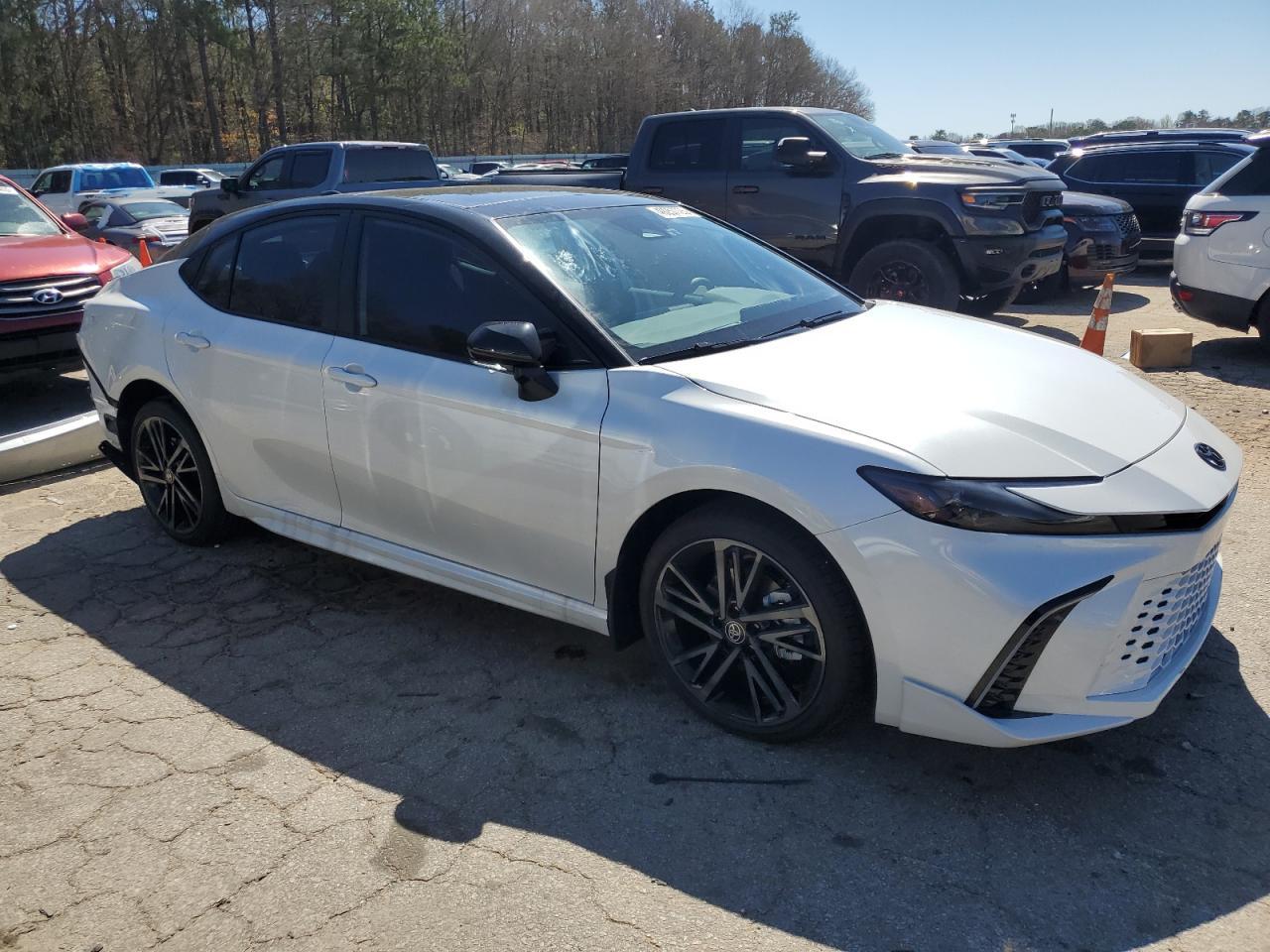 2025 TOYOTA CAMRY XSE - Фото 4