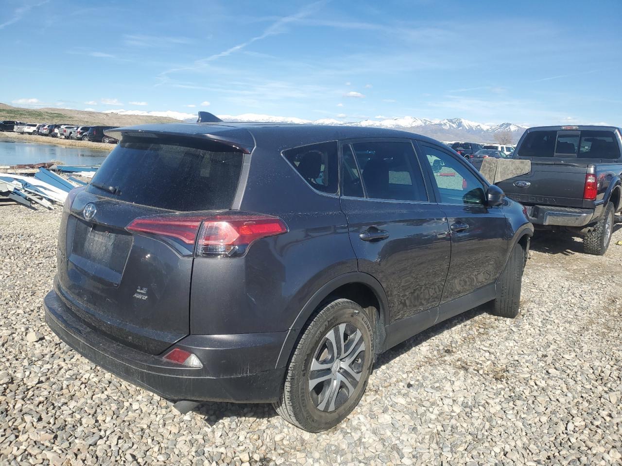 2018 TOYOTA RAV4 LE - Image 3
