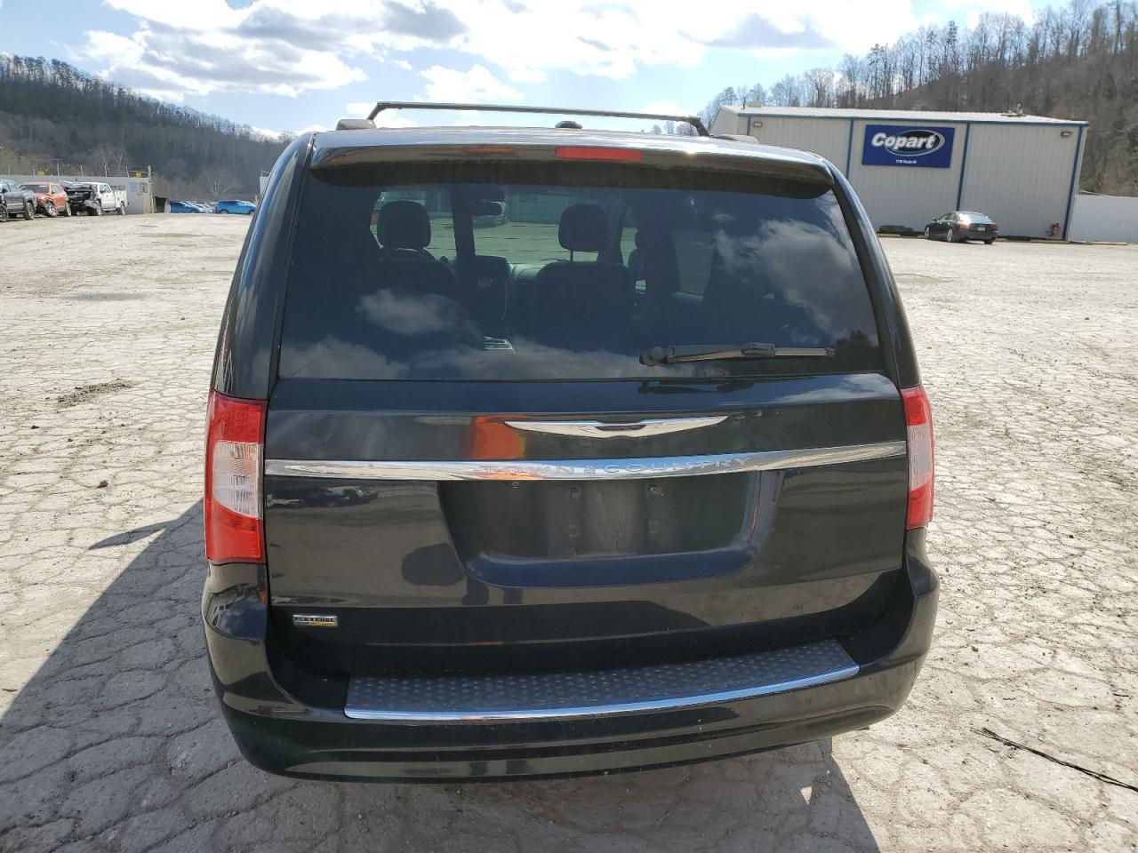 2014 CHRYSLER TOWN & COU - Фото 6