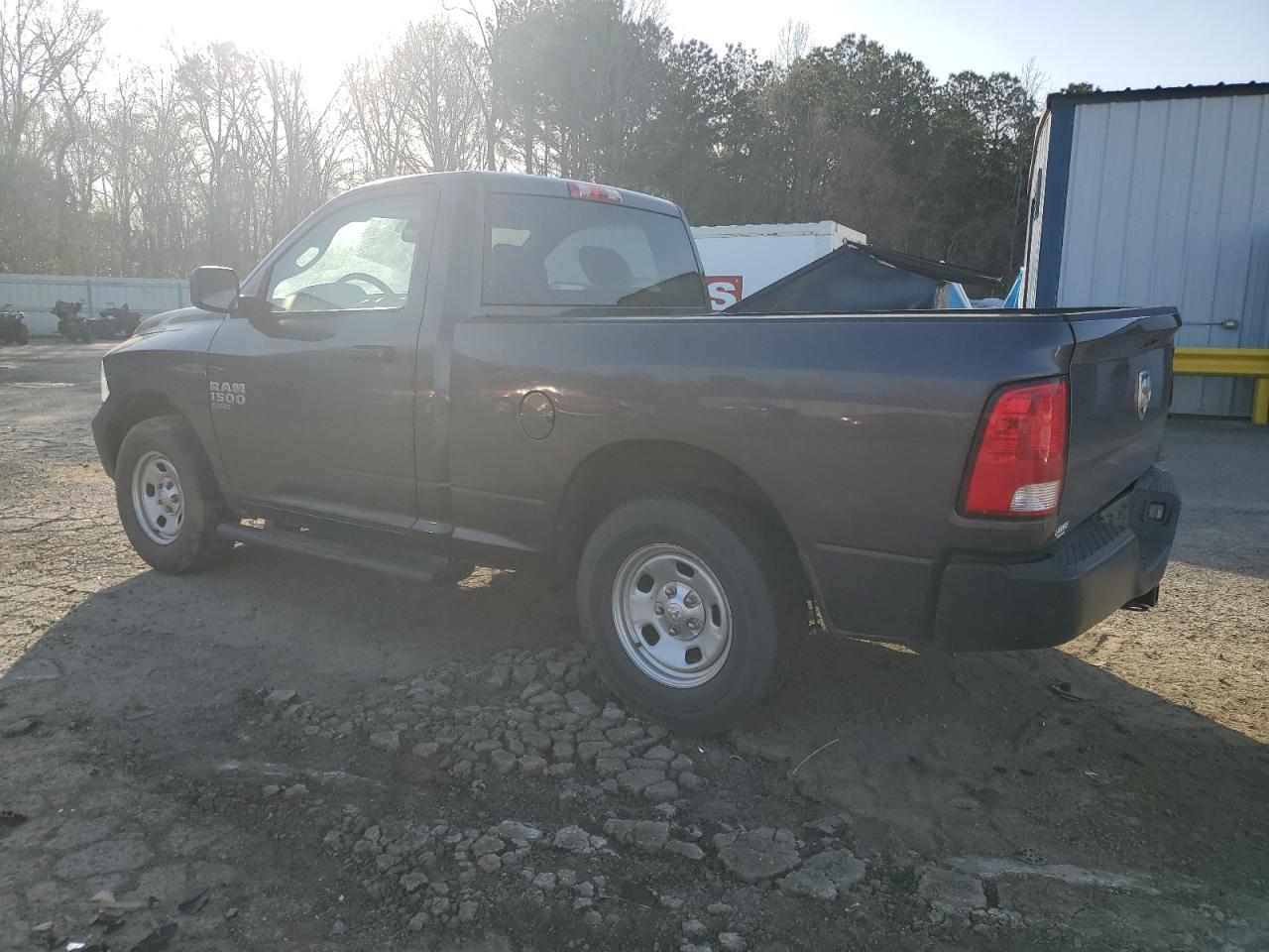 2019 RAM 1500 CLASS - Фото 2