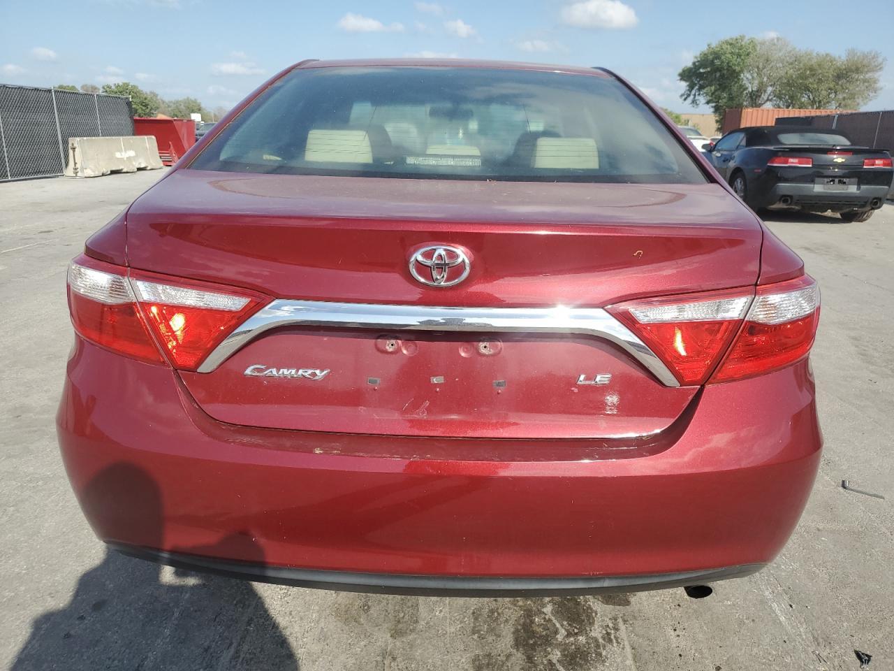 2017 TOYOTA CAMRY LE - Фото 6