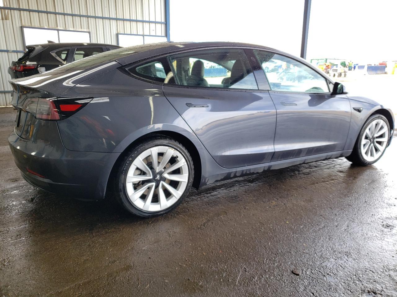 2023 TESLA MODEL 3 - Фото 3