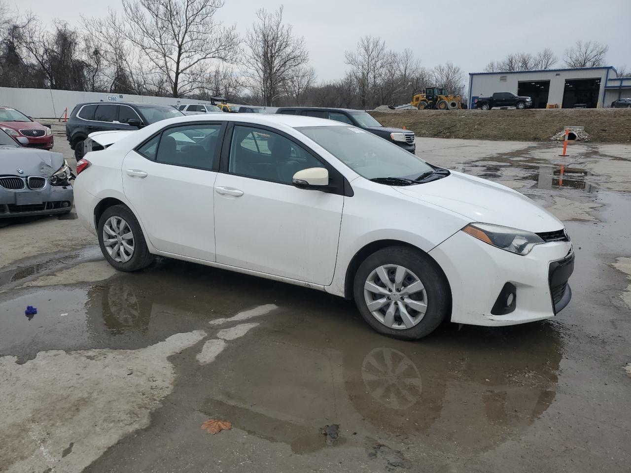 2015 TOYOTA COROLLA L - Фото 4