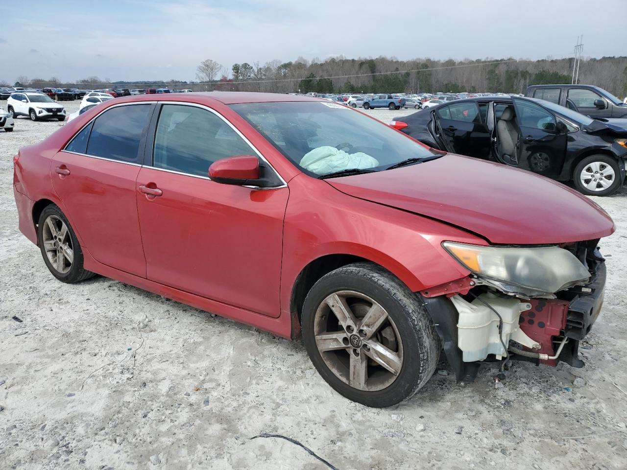 2014 TOYOTA CAMRY L - Image 4