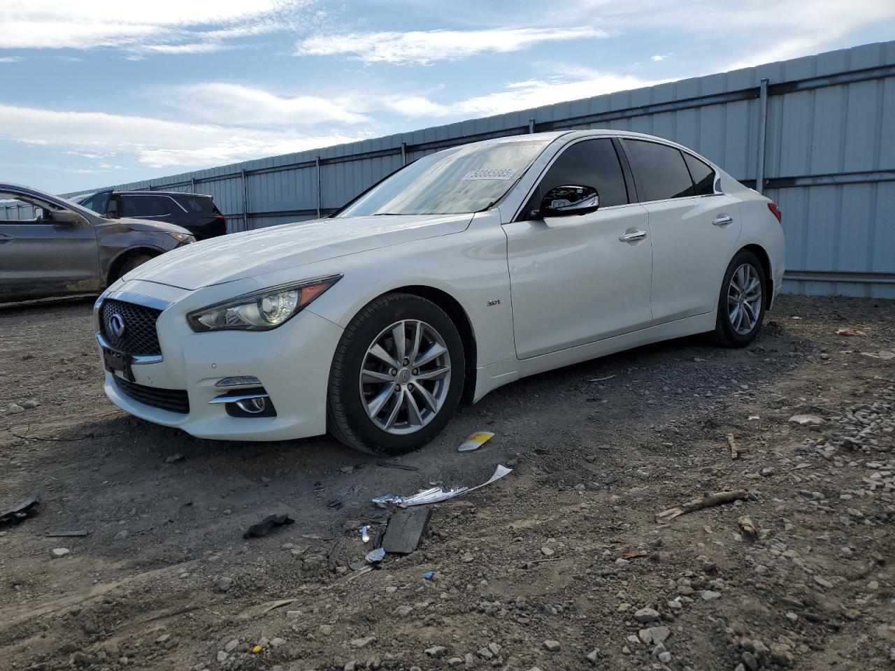 2016 INFINITI Q50 PREMIU