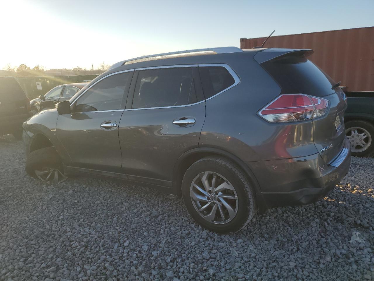 2015 NISSAN ROGUE S - Image 2