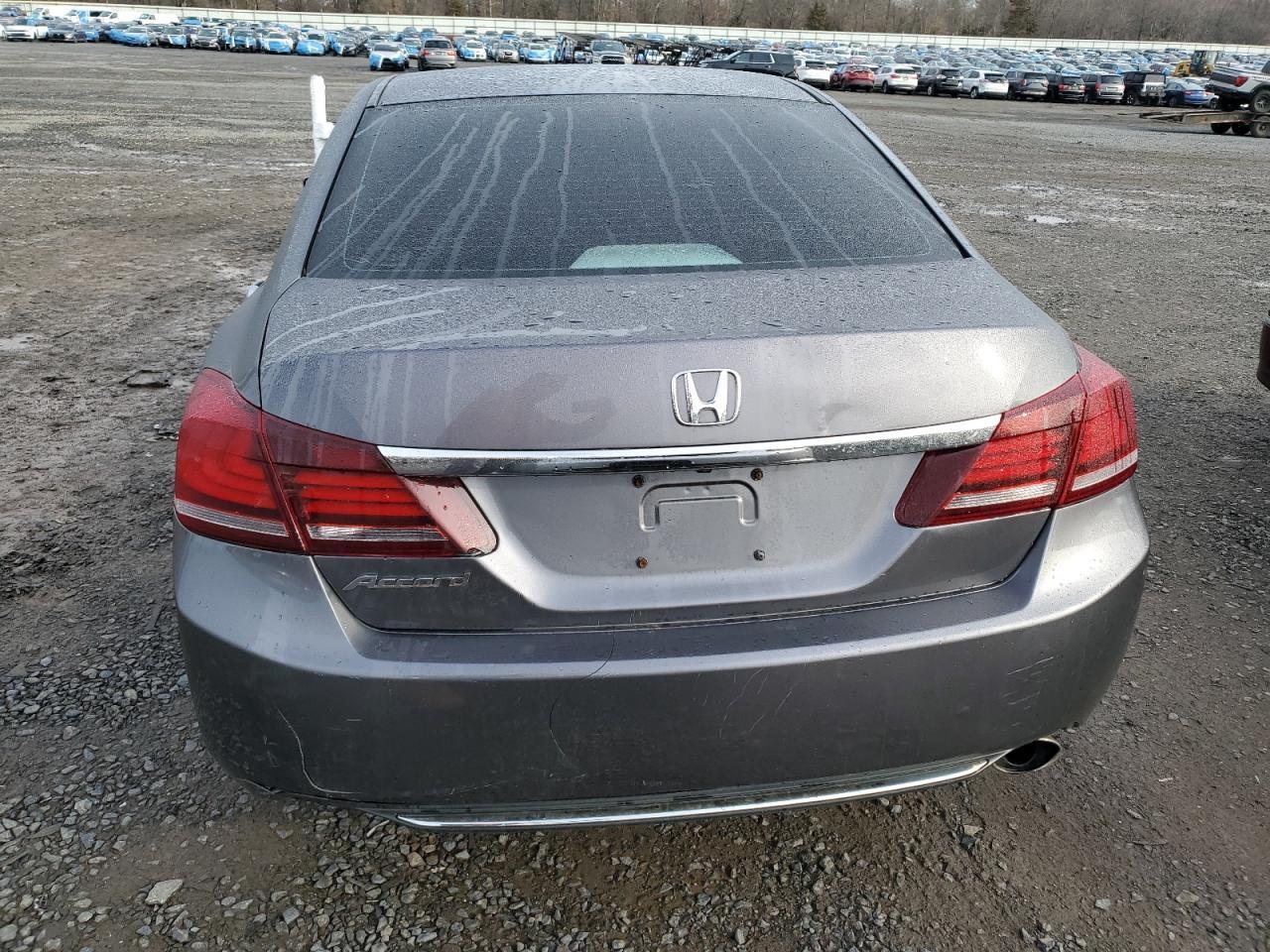 2014 HONDA ACCORD LX - Image 6