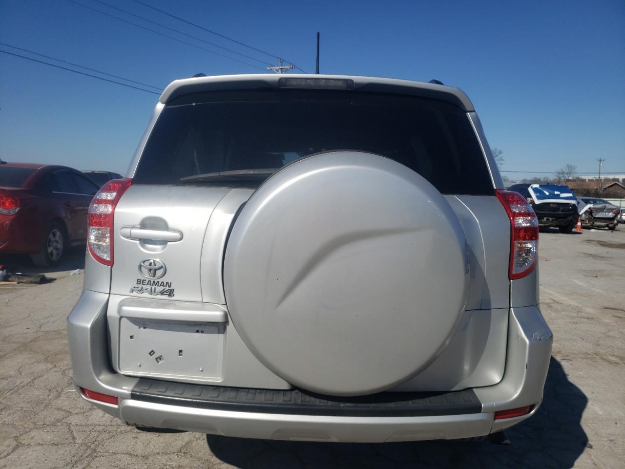 2011 TOYOTA RAV4 - Image 6