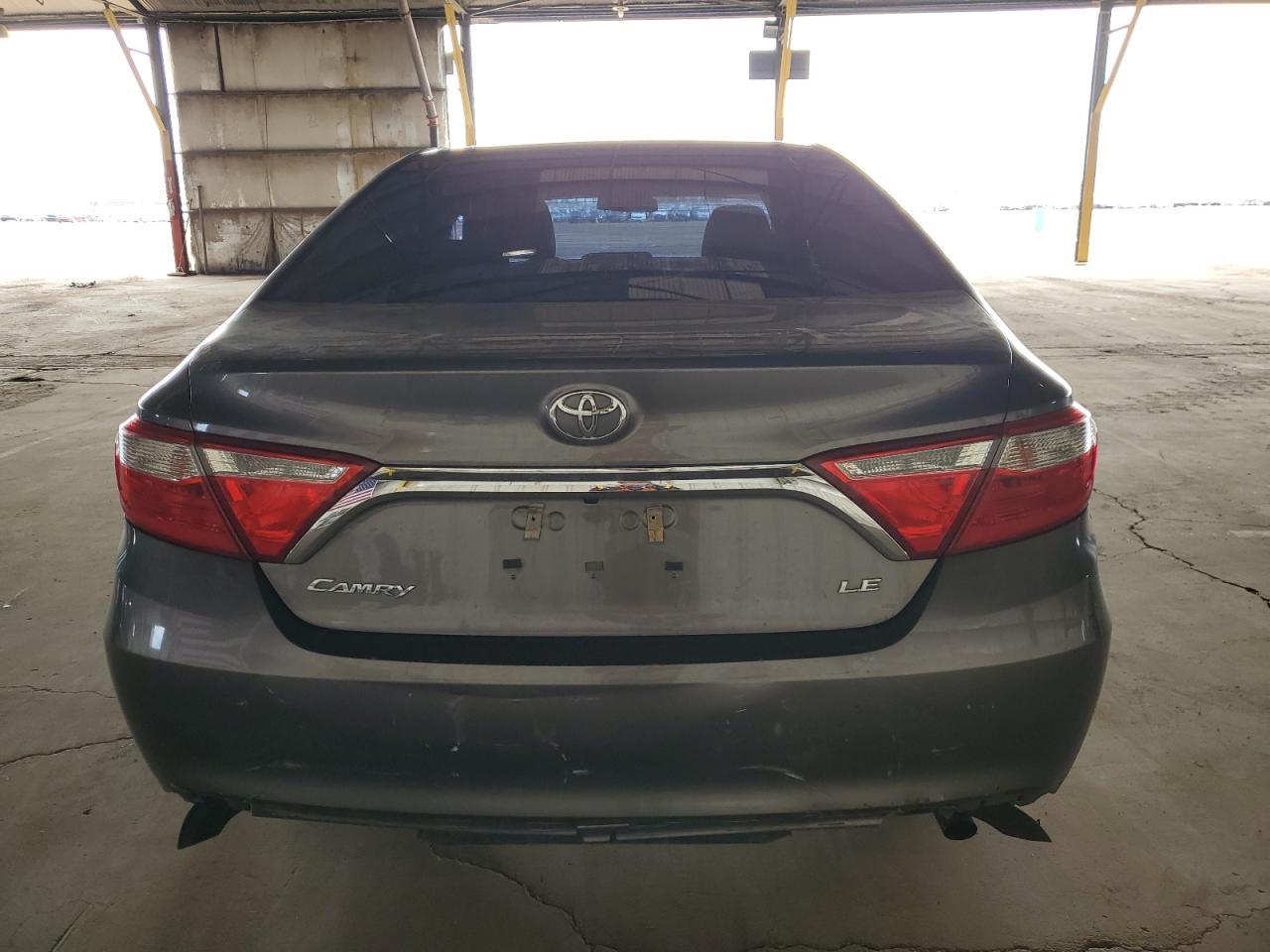 2017 TOYOTA CAMRY LE - Image 6