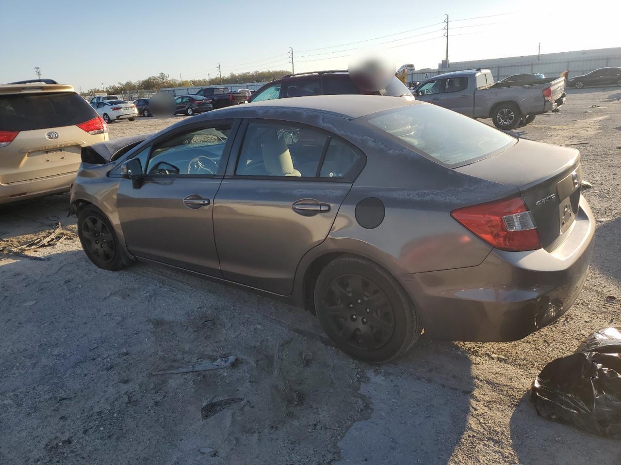 2012 HONDA CIVIC LX - Image 2