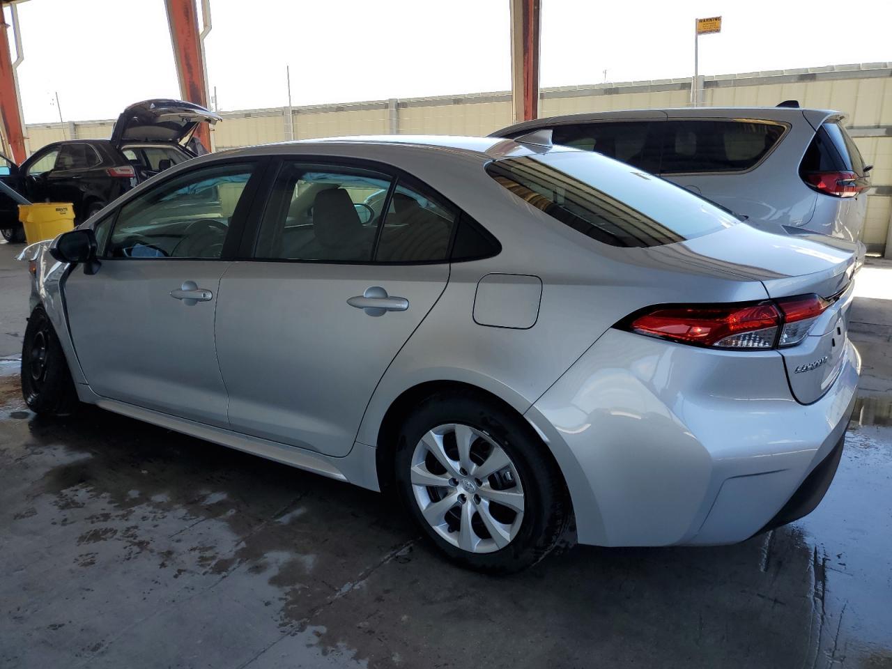 2025 TOYOTA COROLLA LE - Фото 2