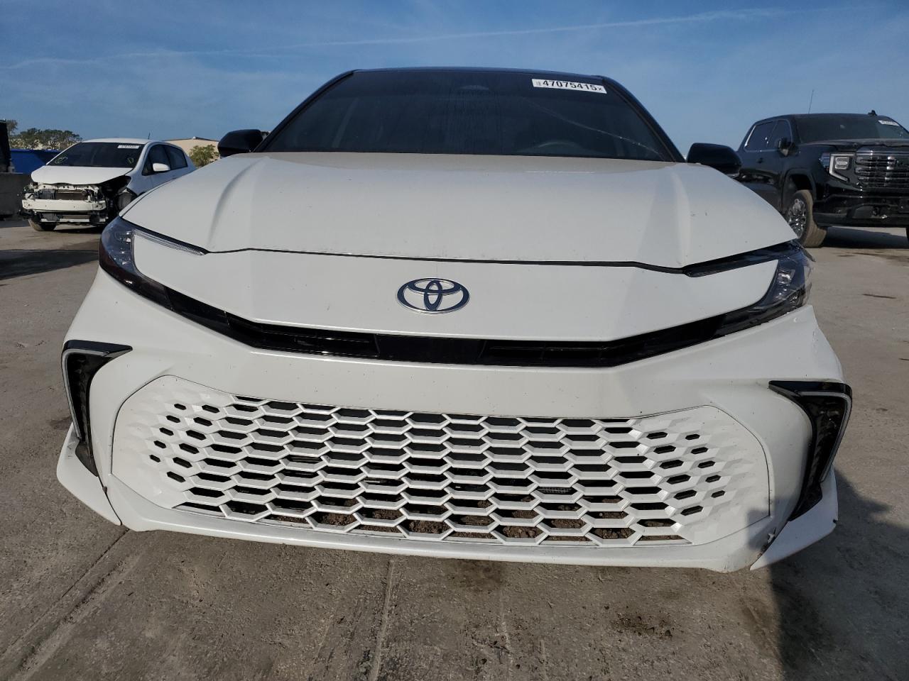 2025 TOYOTA CAMRY XSE - Image 5