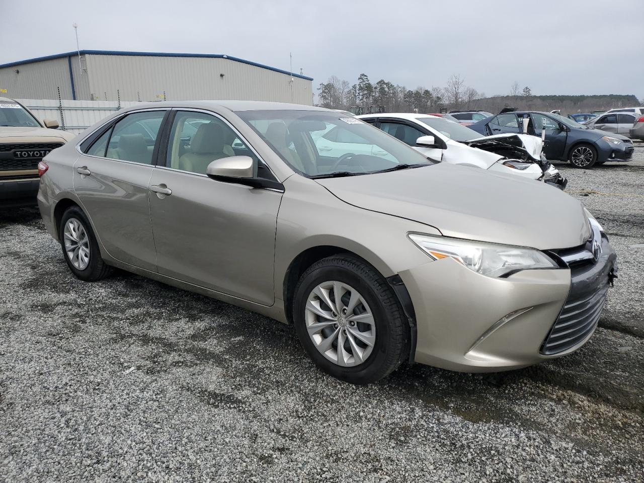 2016 TOYOTA CAMRY LE - Фото 4
