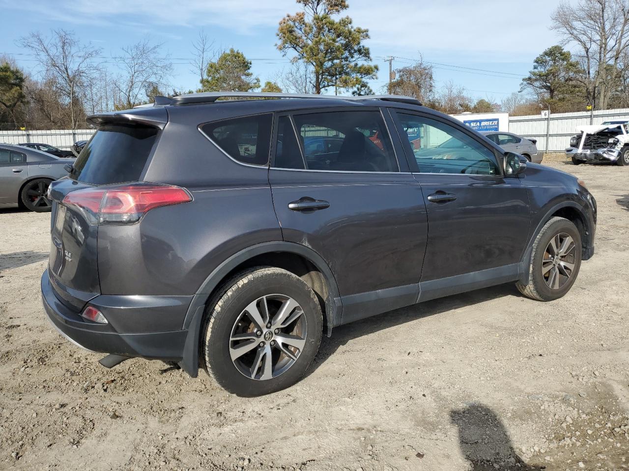 2016 TOYOTA RAV4 XLE - Фото 3
