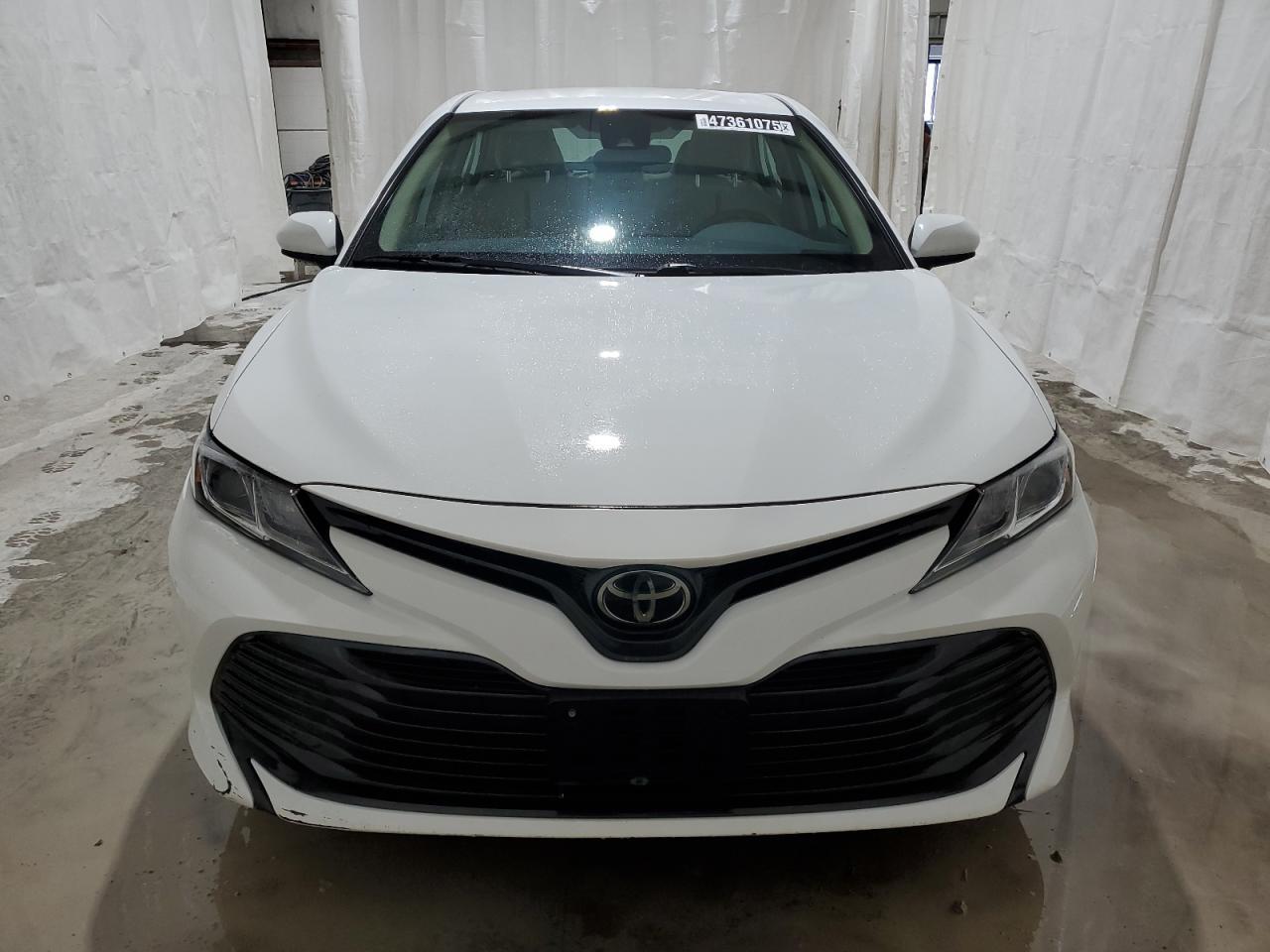 2020 TOYOTA CAMRY LE - Фото 5
