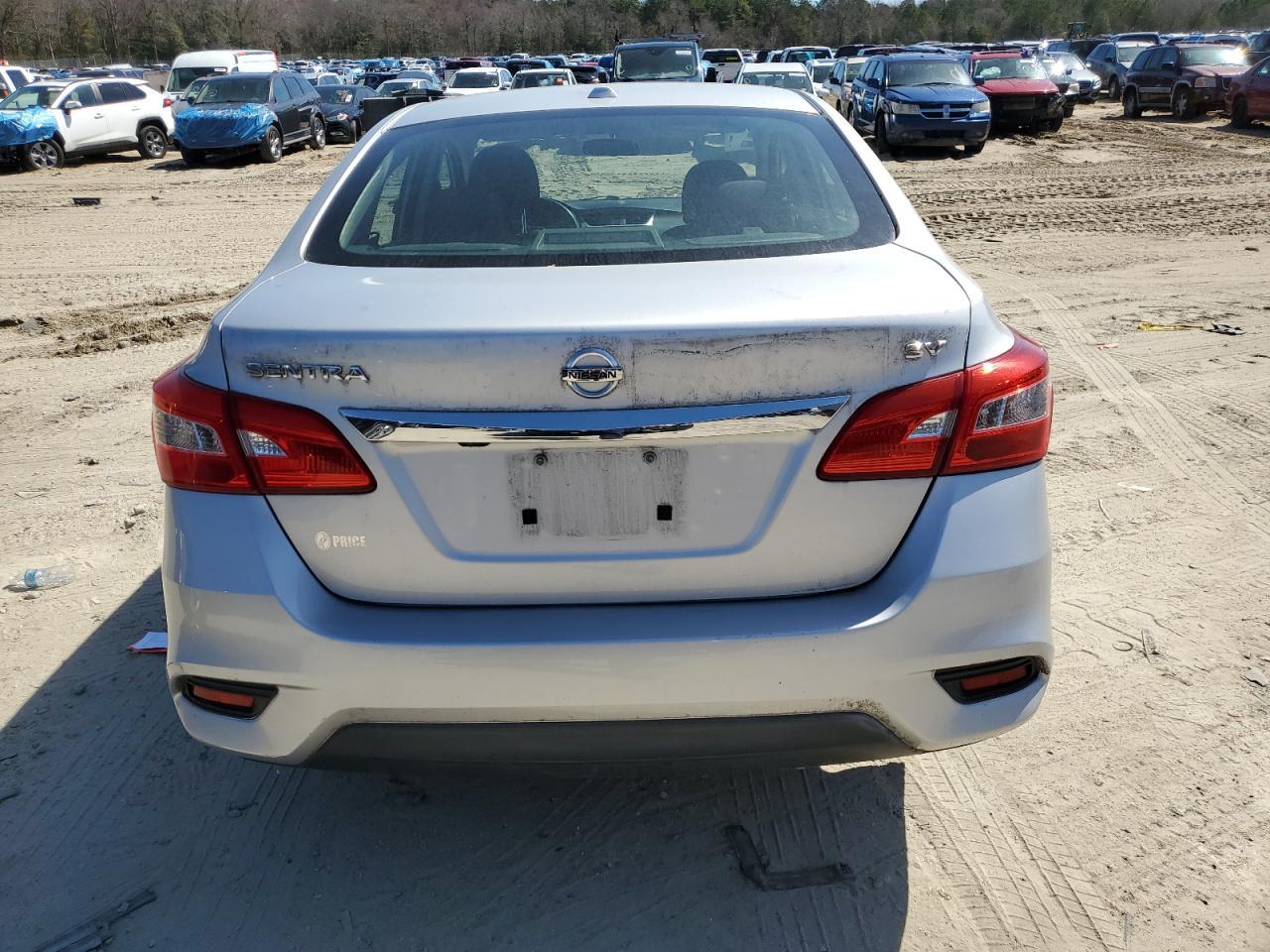 2016 NISSAN SENTRA S - Фото 6
