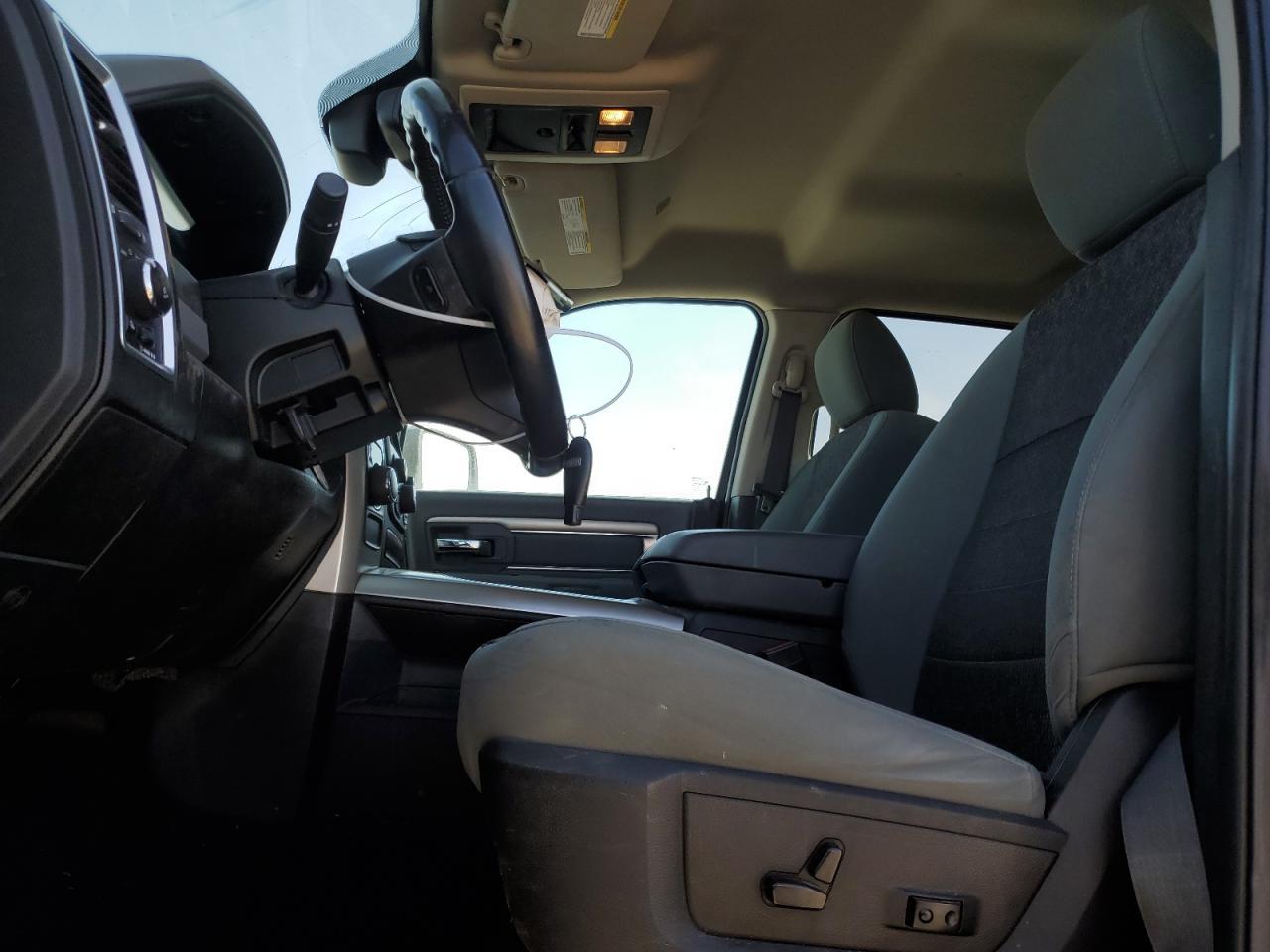 2019 RAM 1500 CLASS - Image 7