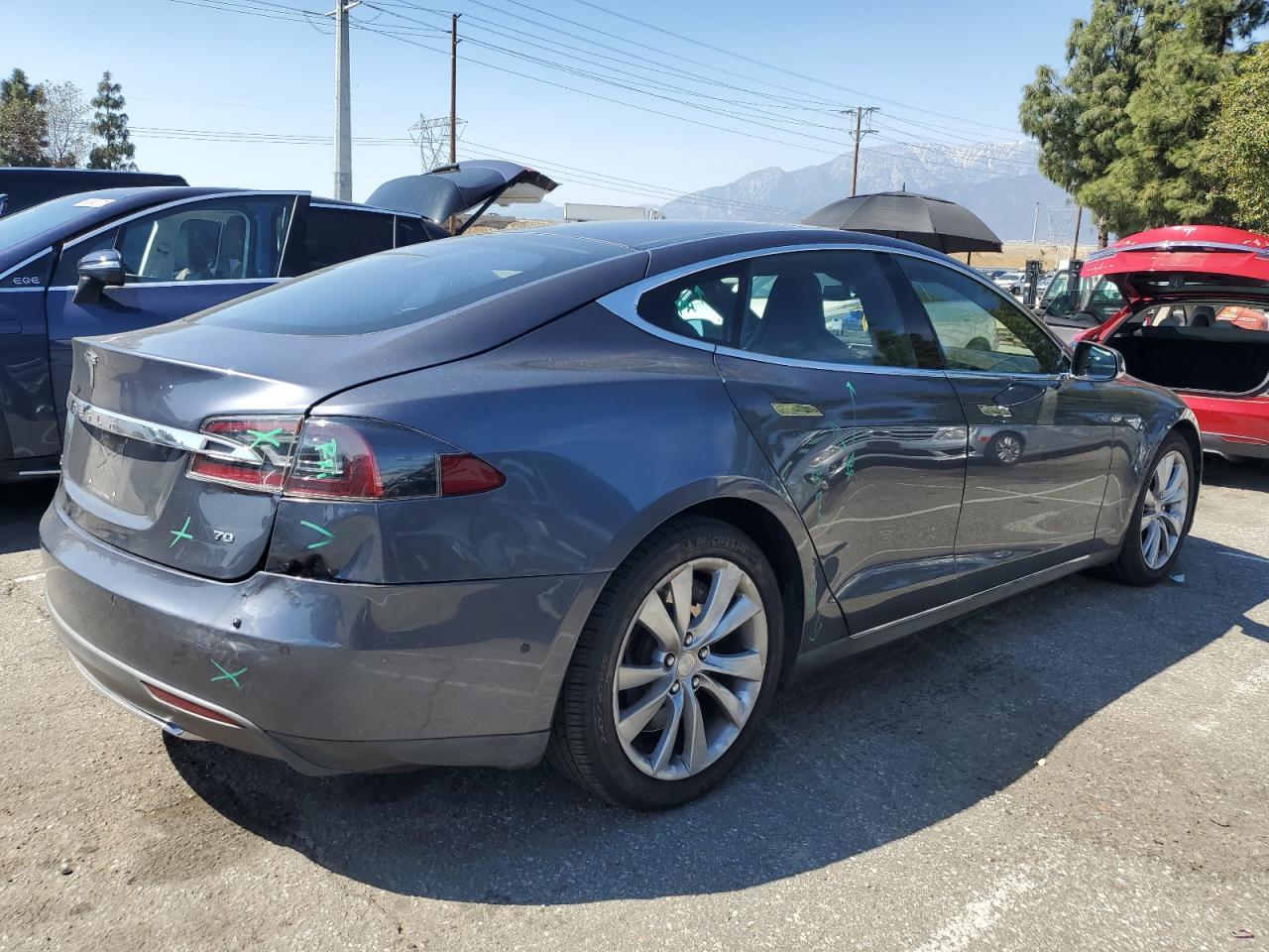 2015 TESLA MODEL S 70 - Фото 3