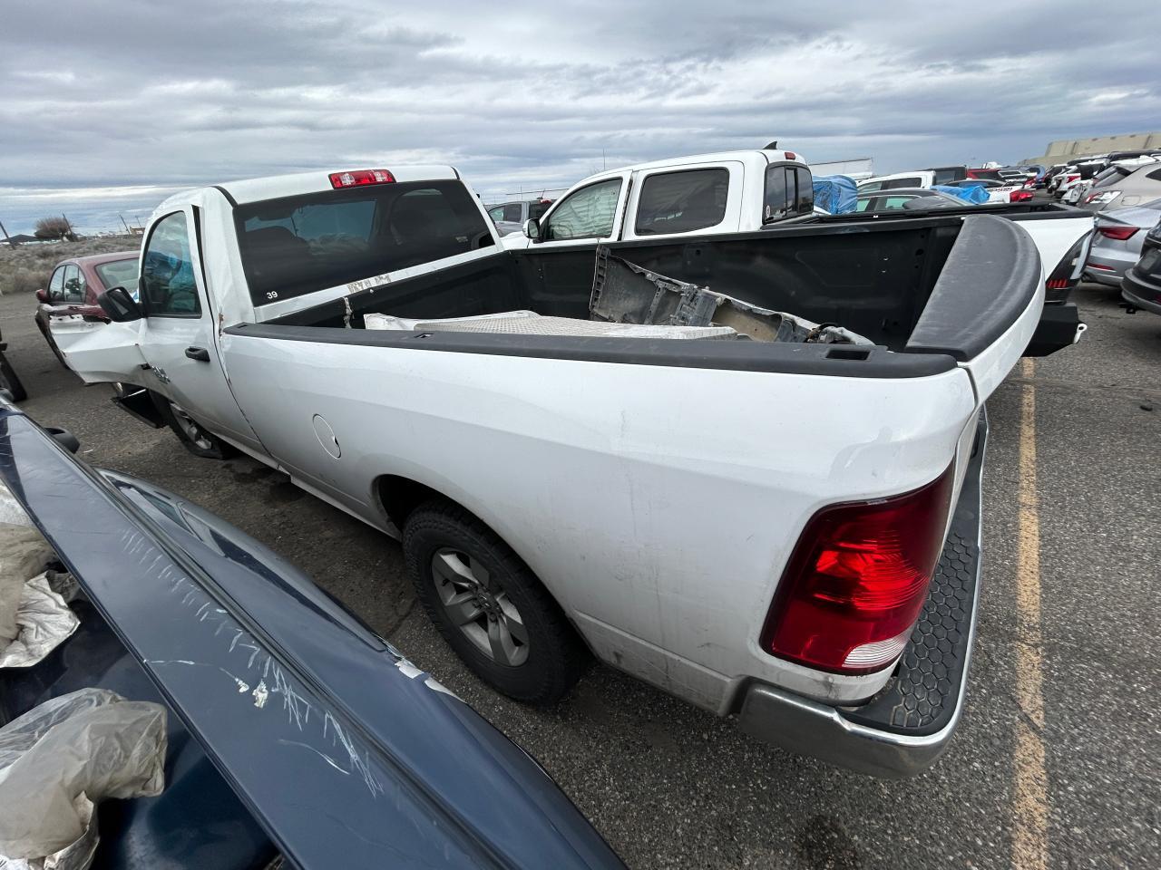 2019 RAM 1500 CLASS - Фото 2
