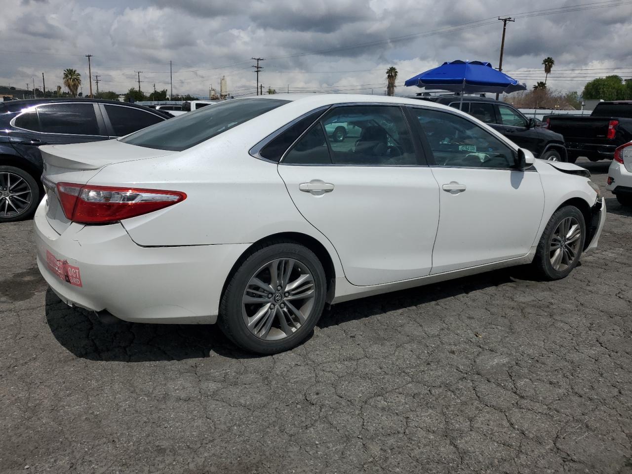 2017 TOYOTA CAMRY LE - Image 3