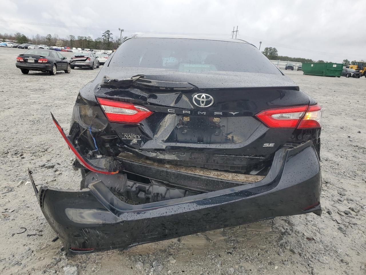 2018 TOYOTA CAMRY L - Image 6