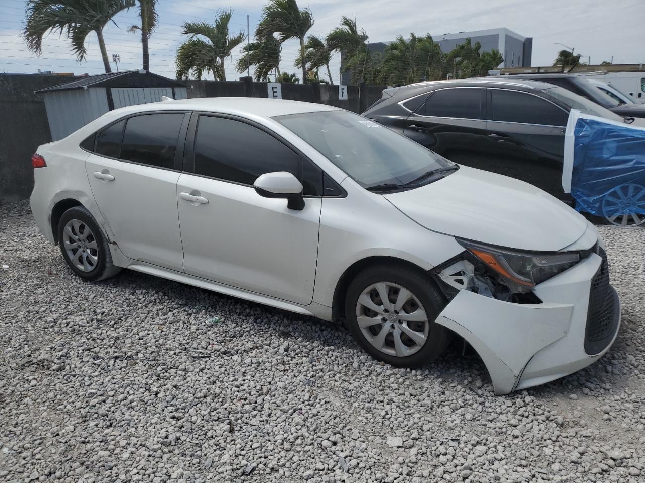 2020 TOYOTA COROLLA LE - Фото 4