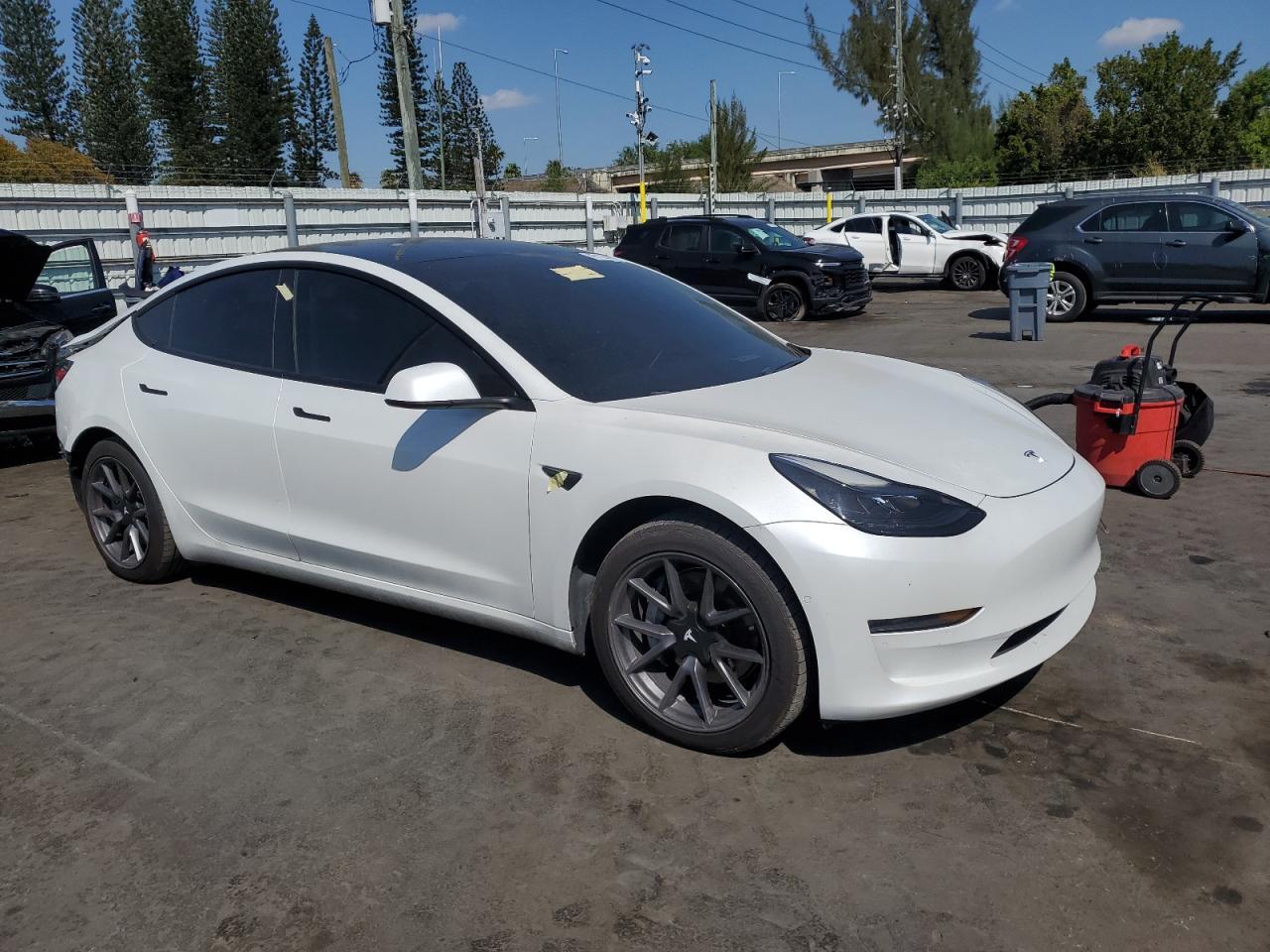 2021 TESLA MODEL 3 - Image 4