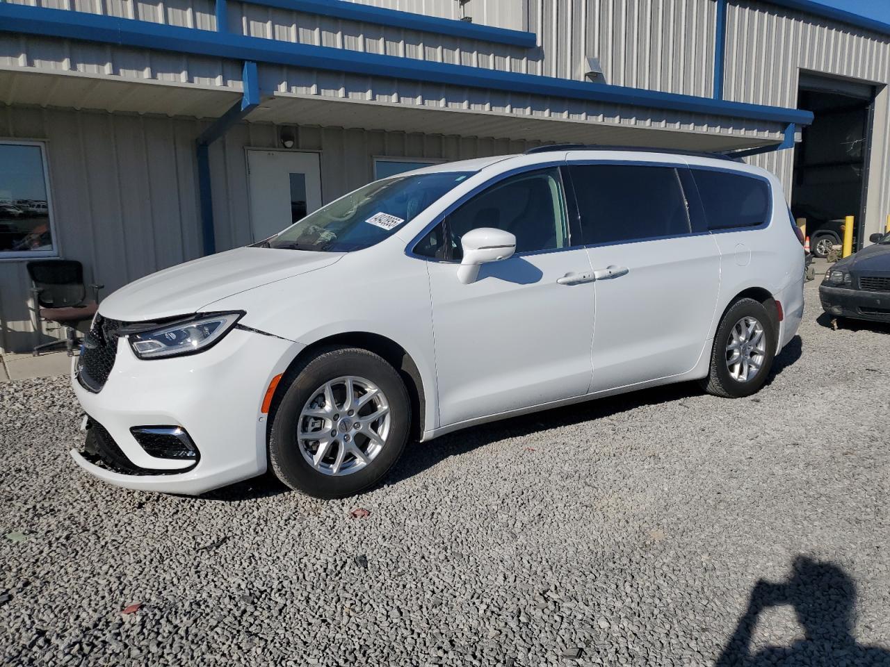 2022 CHRYSLER PACIFICA T