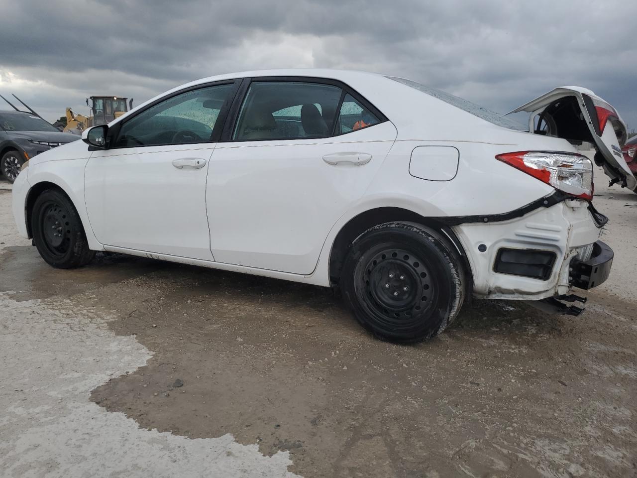 2016 TOYOTA COROLLA L - Image 2