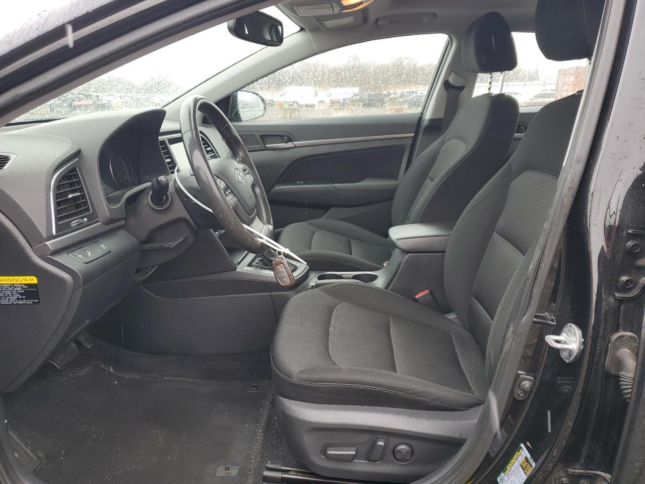 2017 HYUNDAI ELANTRA SE - Фото 7