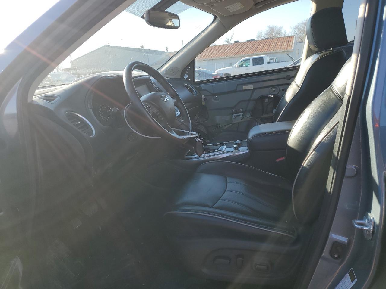 2017 INFINITI QX60 - Image 7