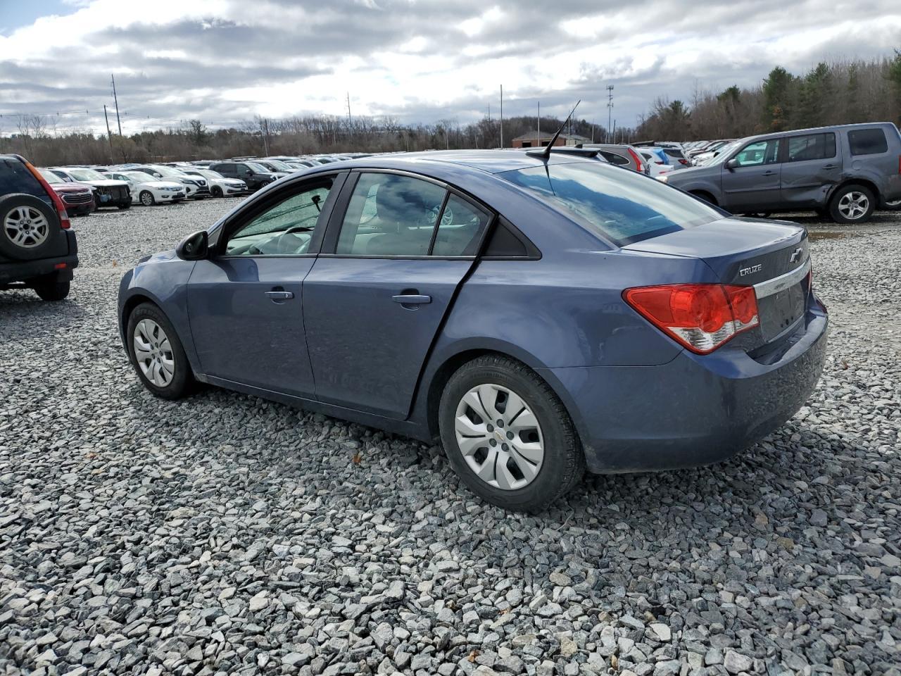 2014 CHEVROLET CRUZE LS - Image 2