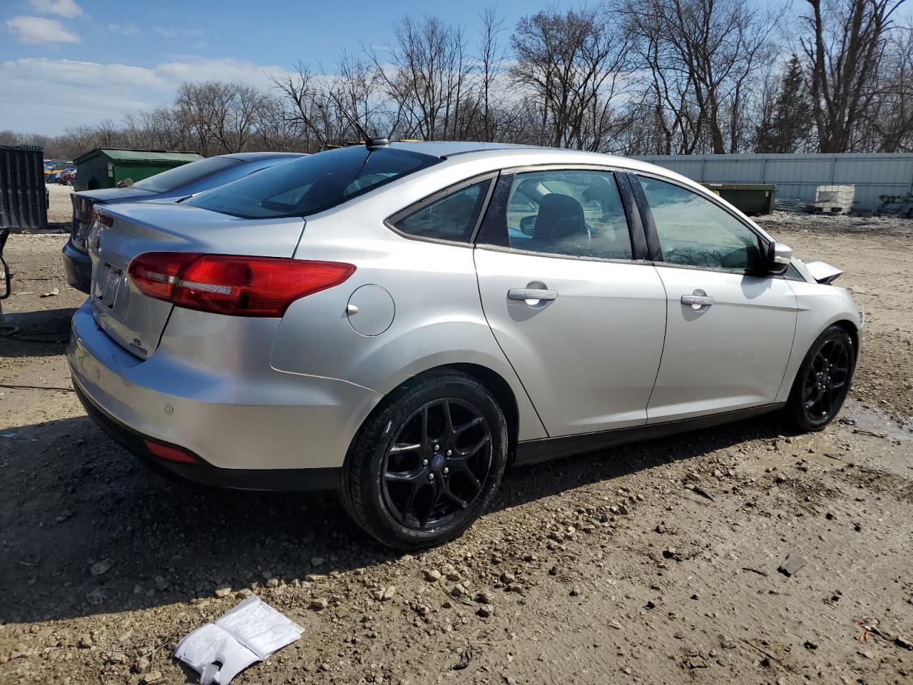 2016 FORD FOCUS SE - Фото 3