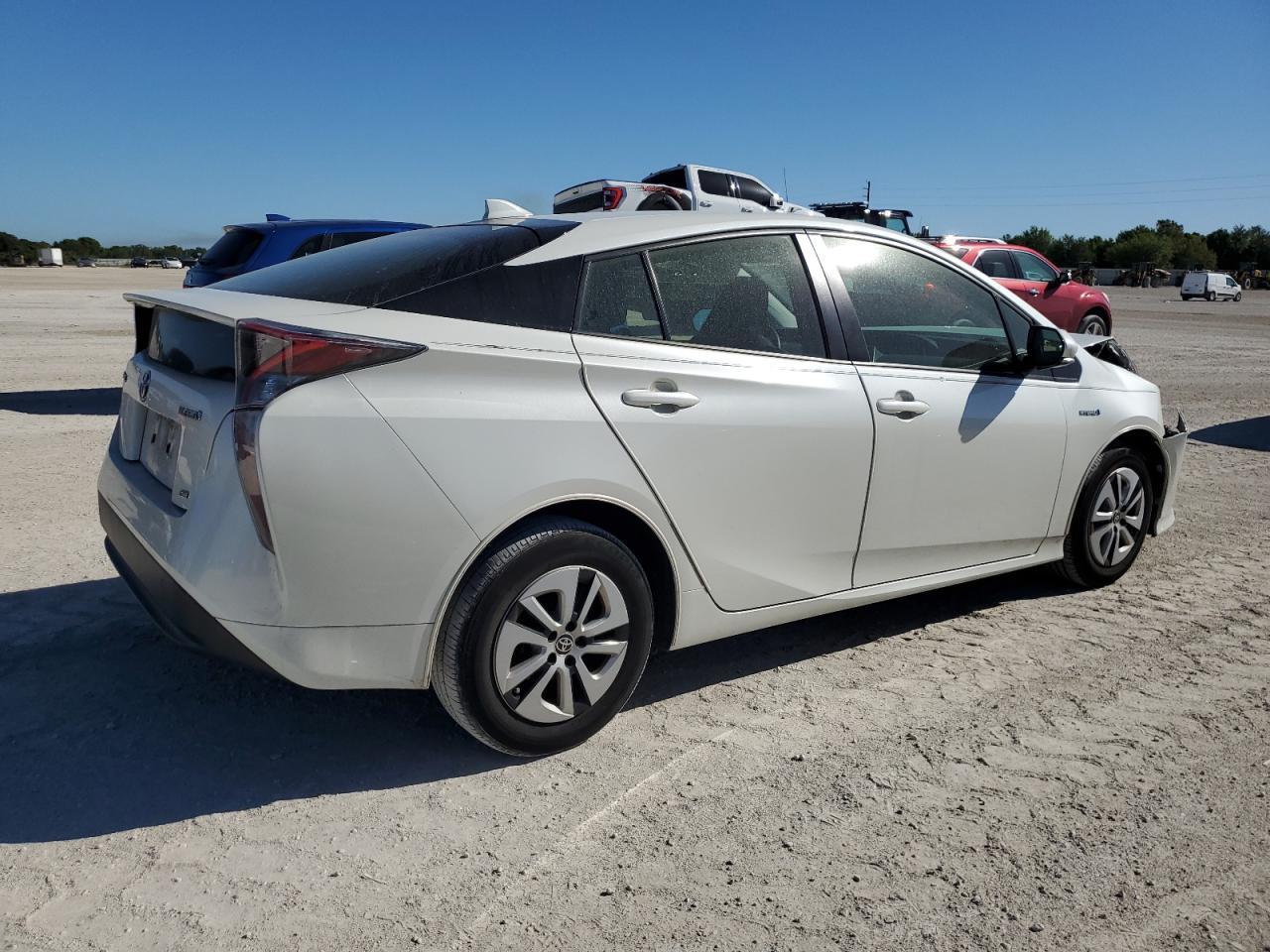 2016 TOYOTA PRIUS - Фото 3