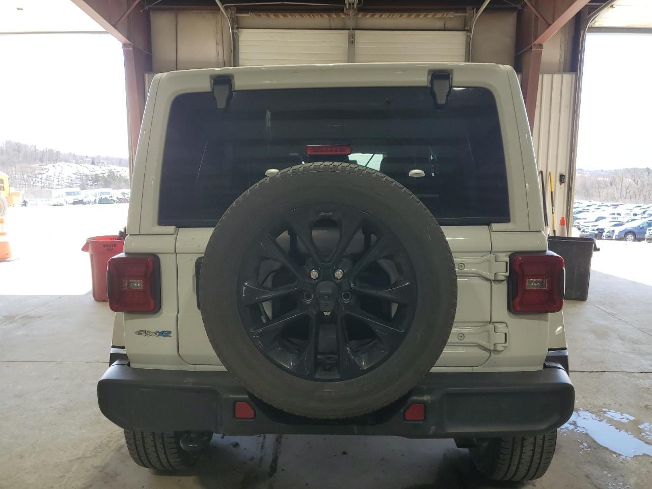 2021 JEEP WRANGLER U - Image 6