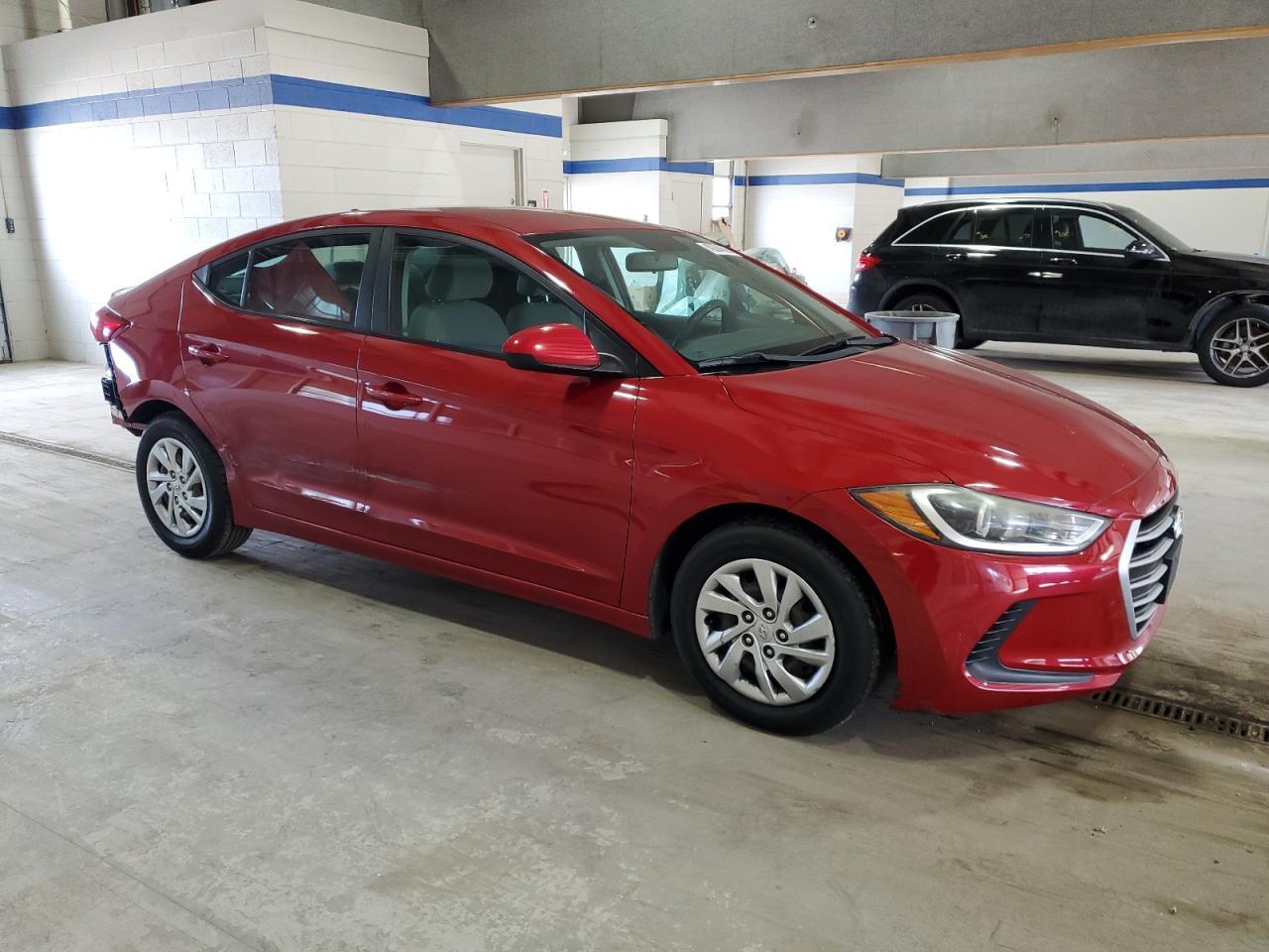 2017 HYUNDAI ELANTRA SE - Image 4