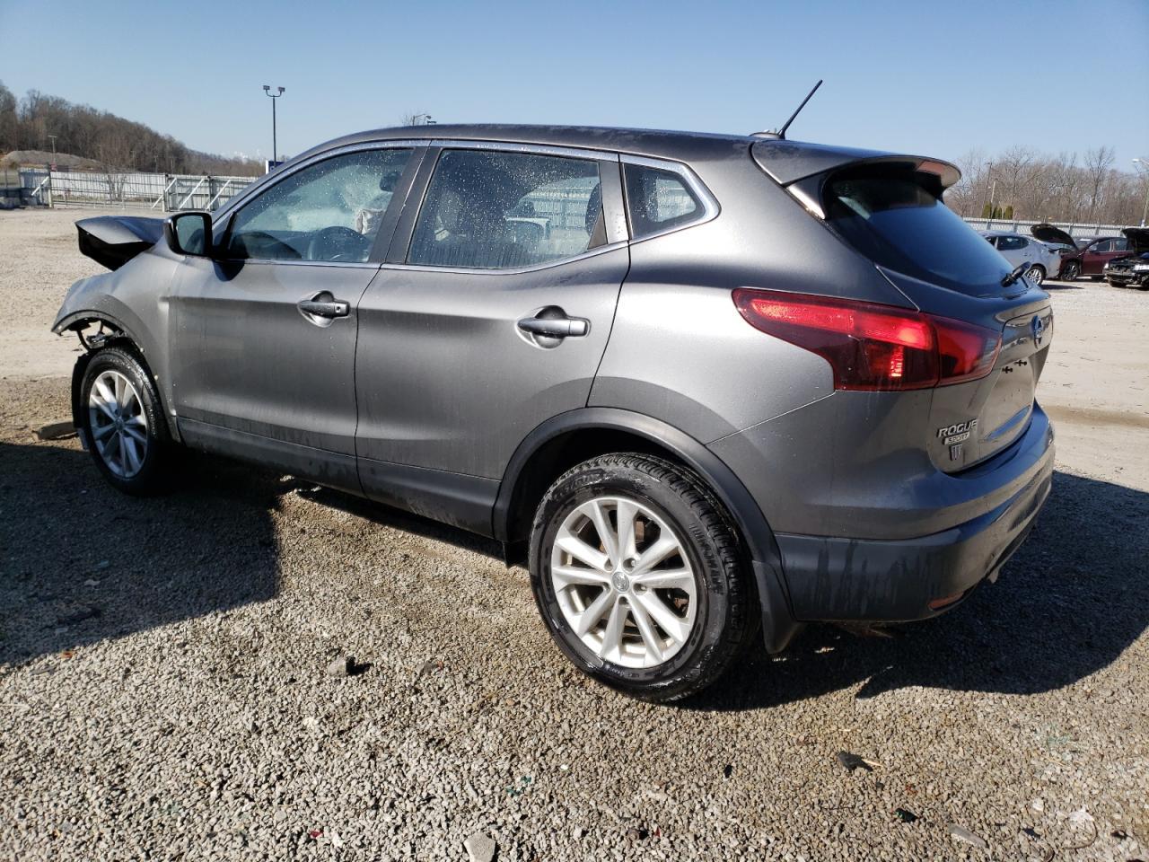 2018 NISSAN ROGUE SPOR - Image 2