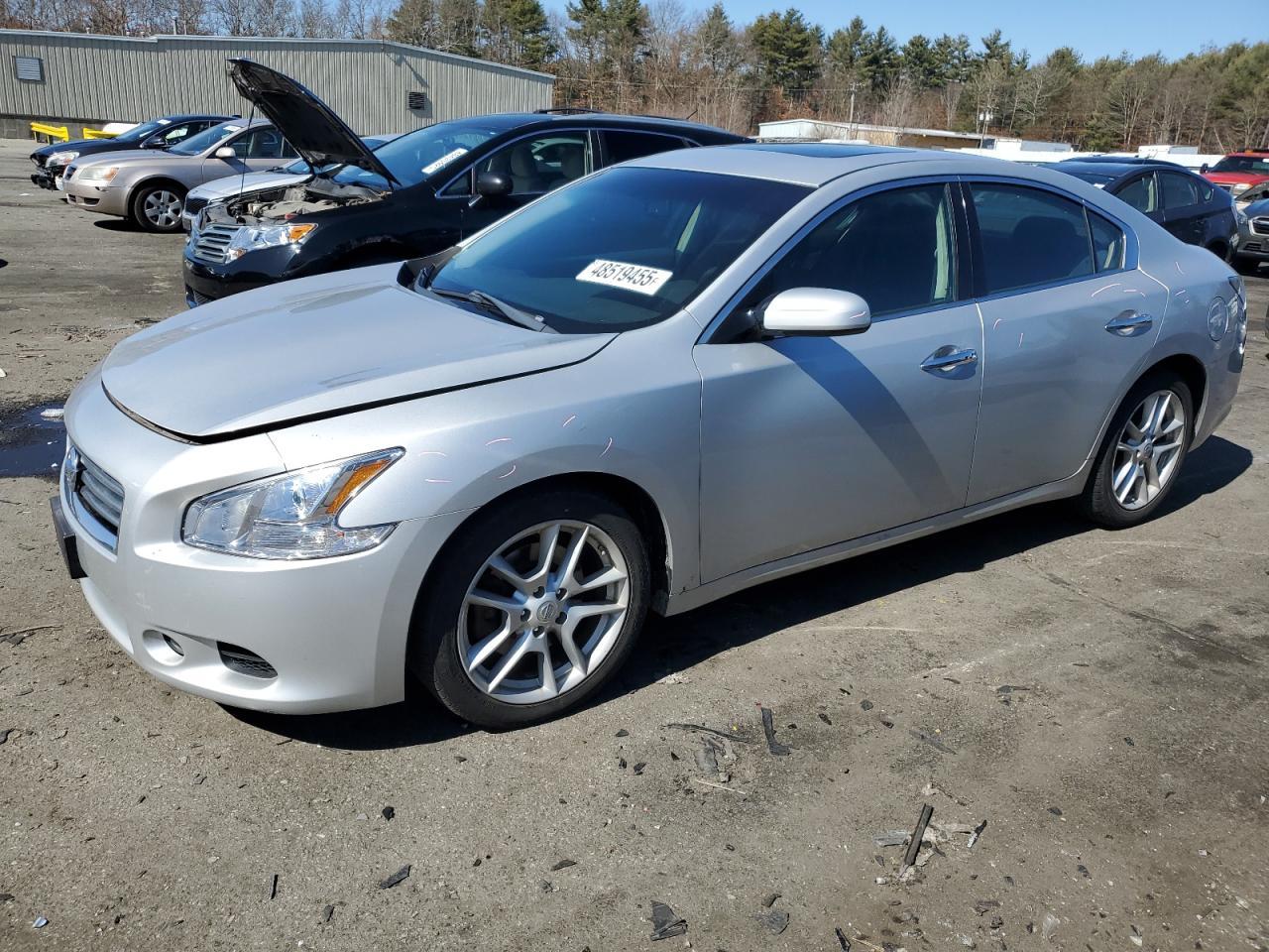2014 NISSAN MAXIMA S