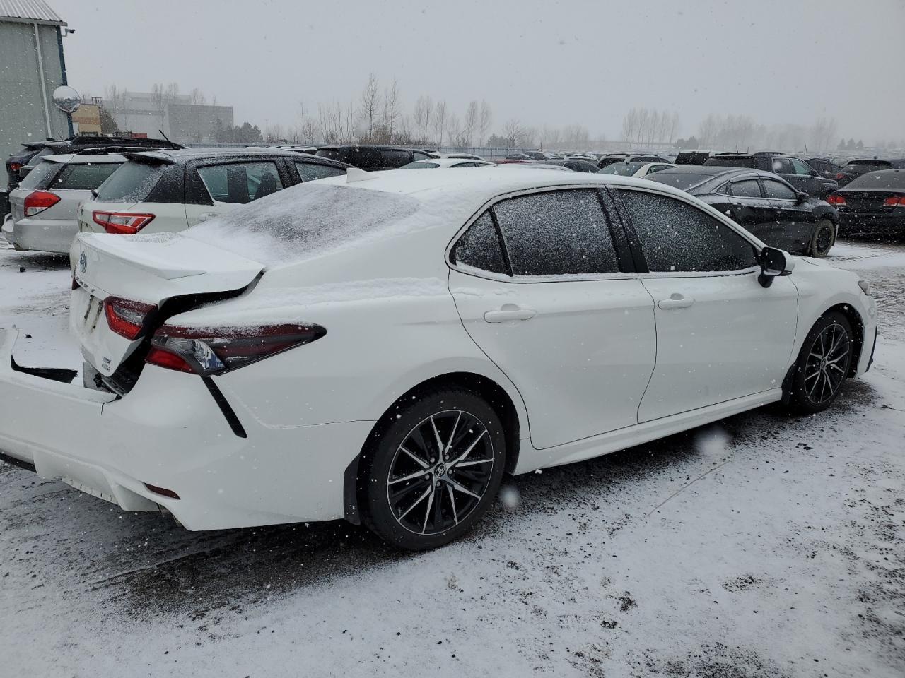 2021 TOYOTA CAMRY SE - Image 3