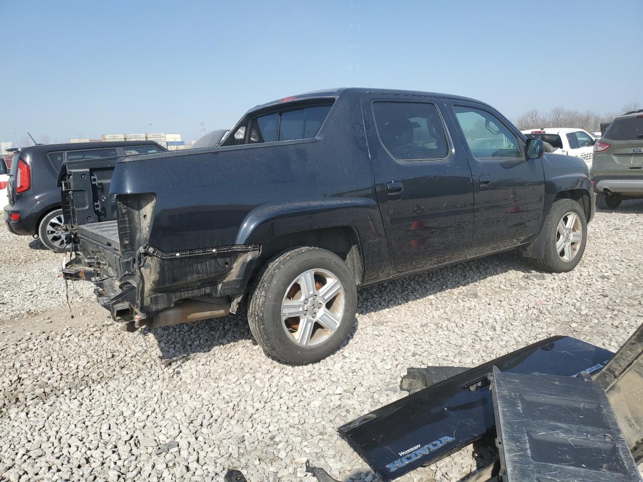 2013 HONDA RIDGELINE - Фото 3