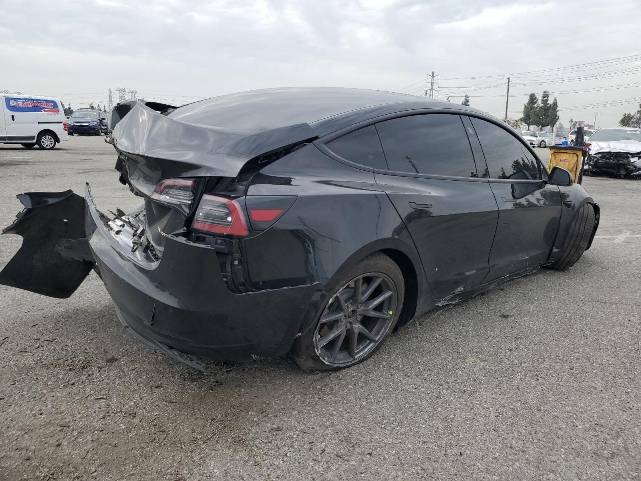 2022 TESLA MODEL 3 - Image 3